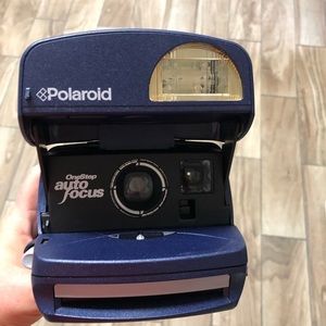 Polaroid one step auto focus 600 camera